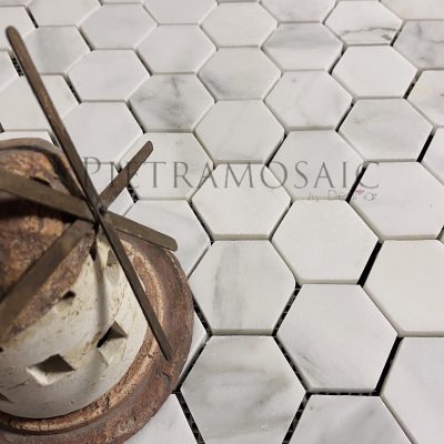 2_hexagon_calacatta_oro_marble_polished_mosaic_designs